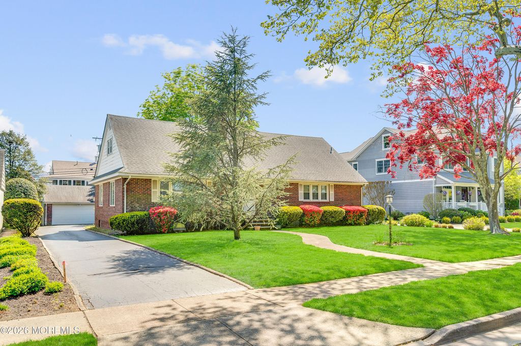 508 Crescent Parkway - Photo 2