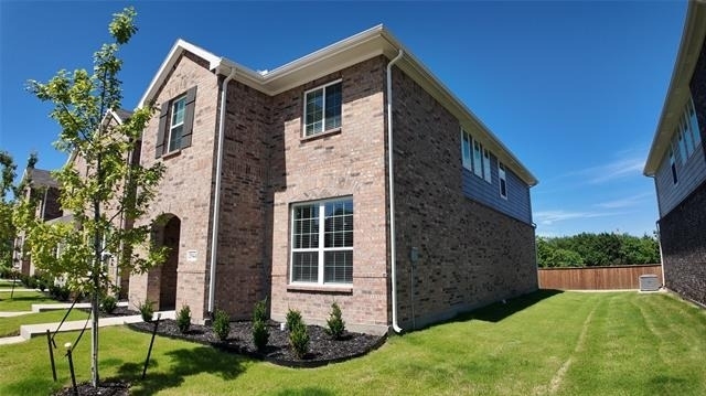 2944 Baneberry Lane - Photo 1