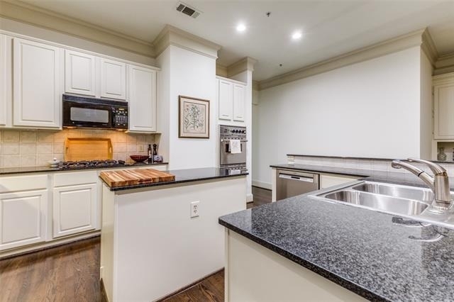 3535 Gillespie Street - Photo 11