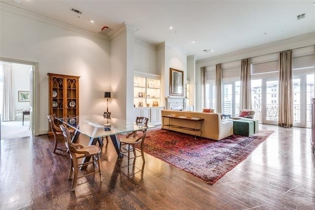 3535 Gillespie Street - Photo 0