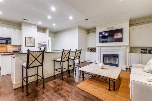 3535 Gillespie Street - Photo 9