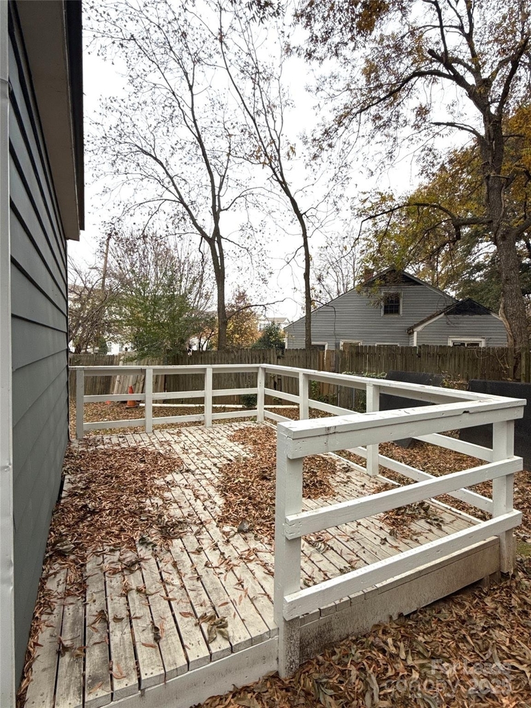 1142 Mona Drive - Photo 15