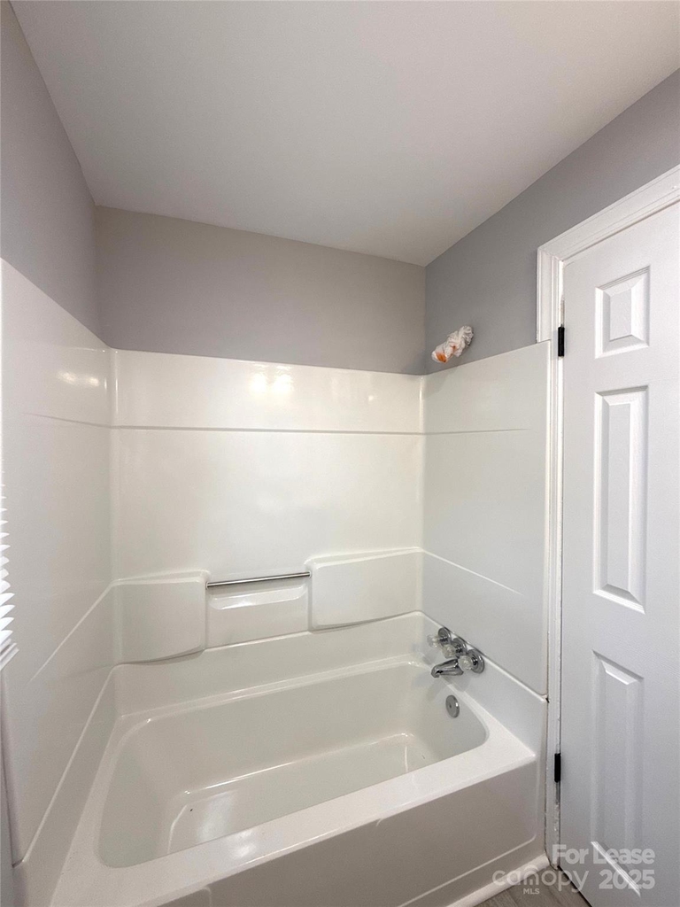 1142 Mona Drive - Photo 11