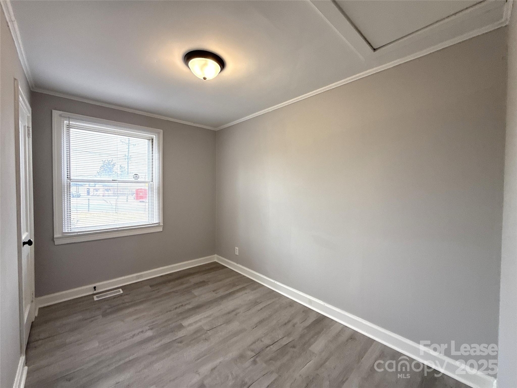 1142 Mona Drive - Photo 13