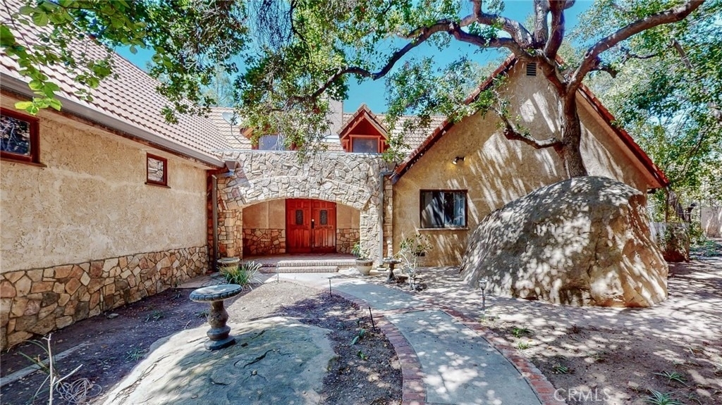 1248 Rocky Road - Photo 1