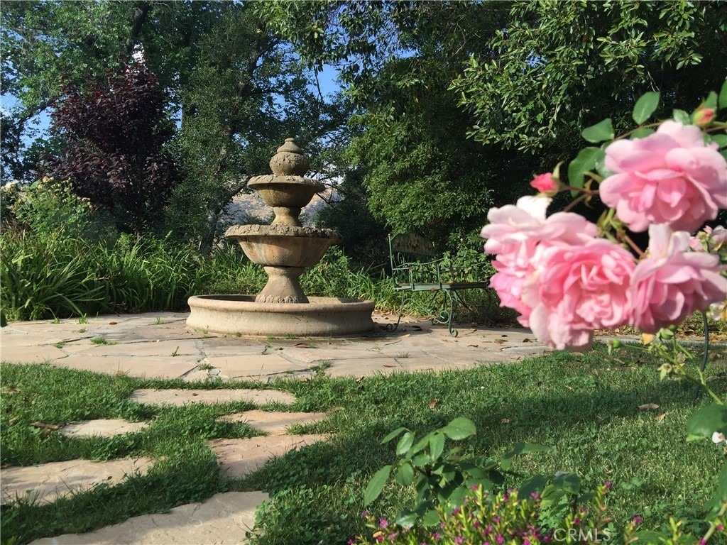 1248 Rocky Road - Photo 40