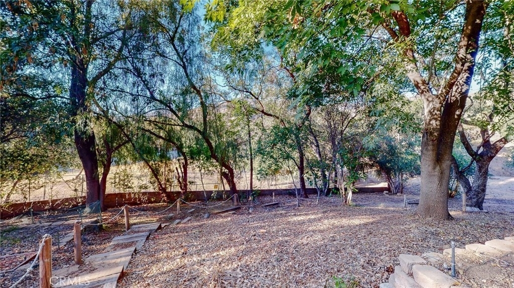 1248 Rocky Road - Photo 34