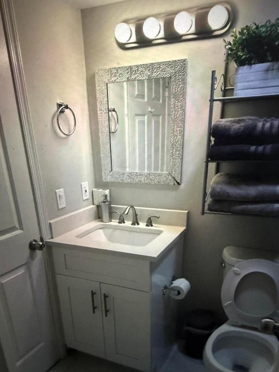 12725 Shoreline Drive - Photo 8