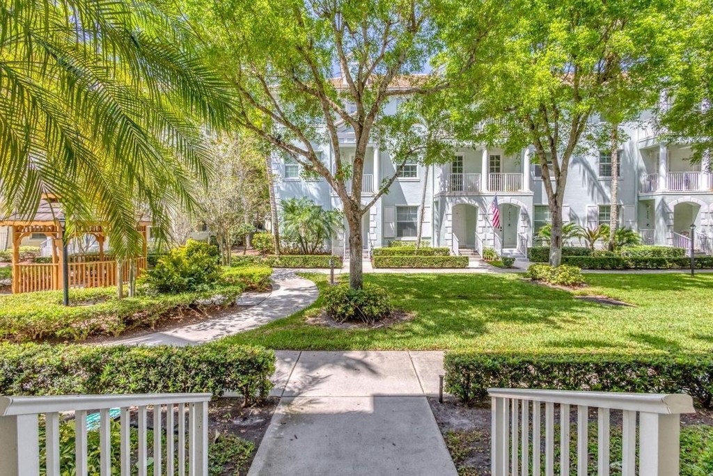 4320 Blowing Point Place - Photo 2