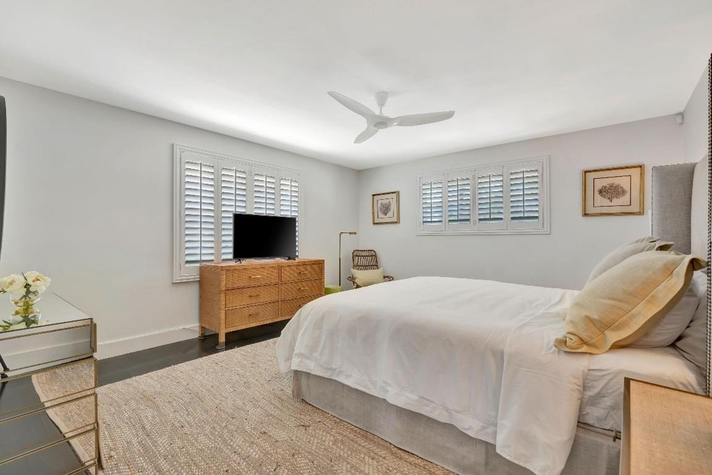 136 Worth Court S - Photo 36