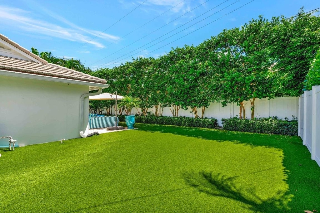 136 Worth Court S - Photo 23