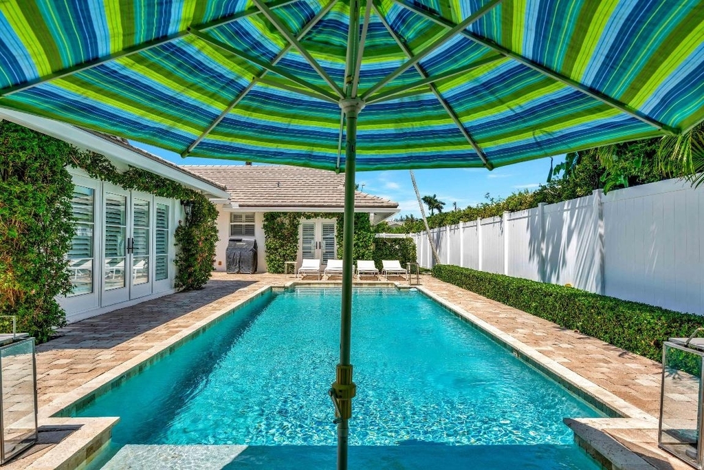 136 Worth Court S - Photo 14