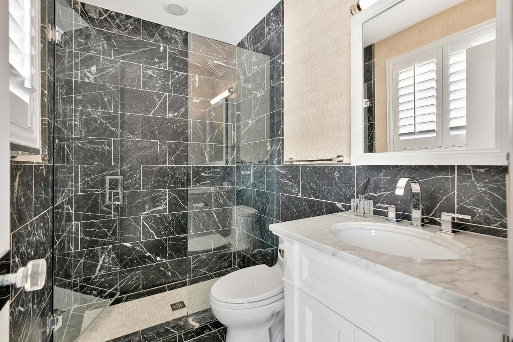 136 Worth Court S - Photo 67