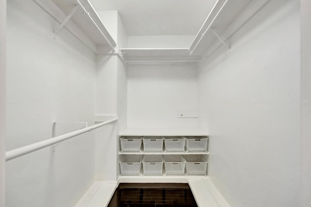 136 Worth Court S - Photo 40