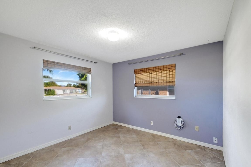 1753 W Terrace Drive - Photo 32