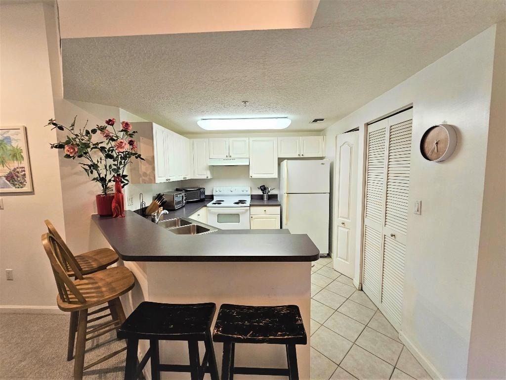 5050 Fairways Circle - Photo 3