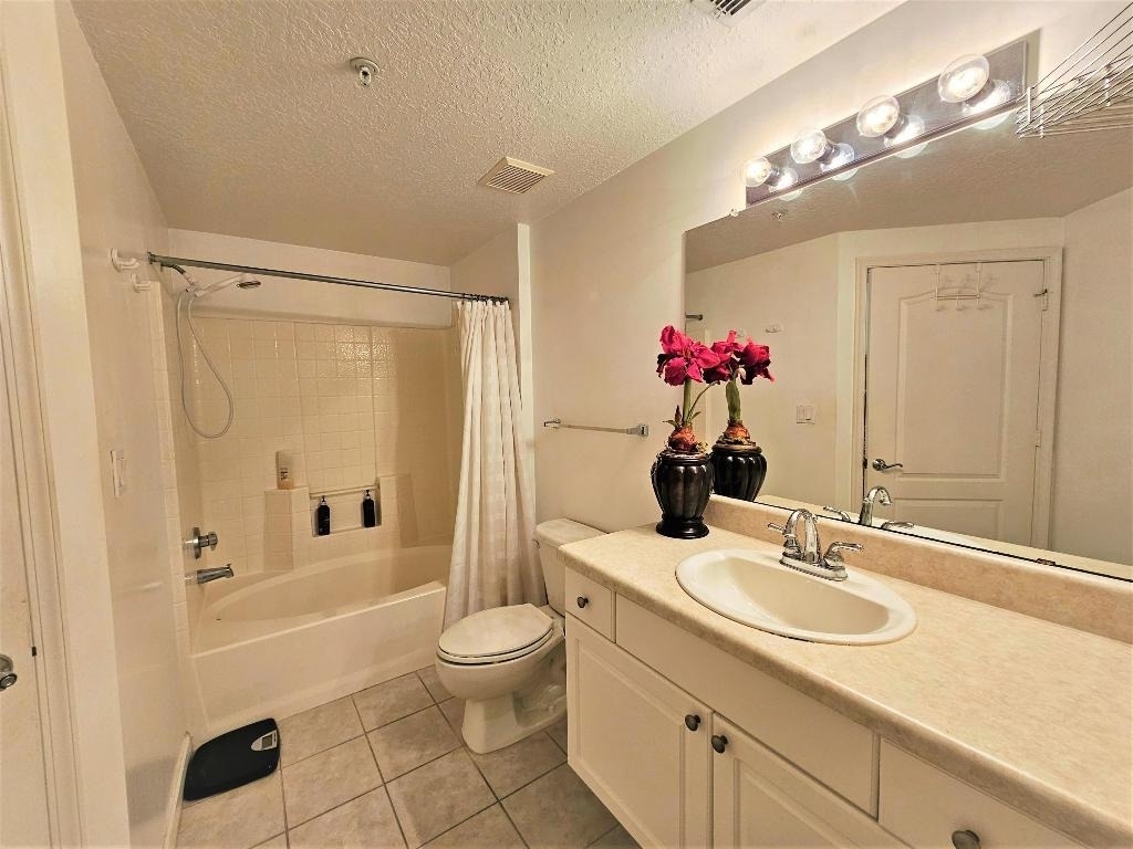 5050 Fairways Circle - Photo 17