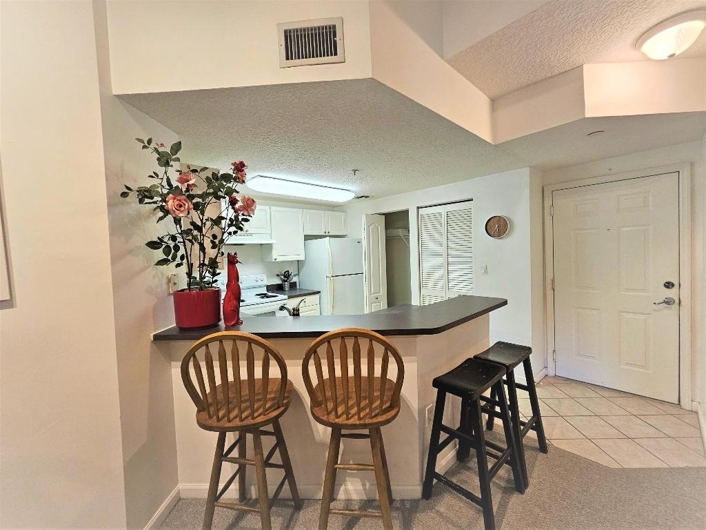 5050 Fairways Circle - Photo 6