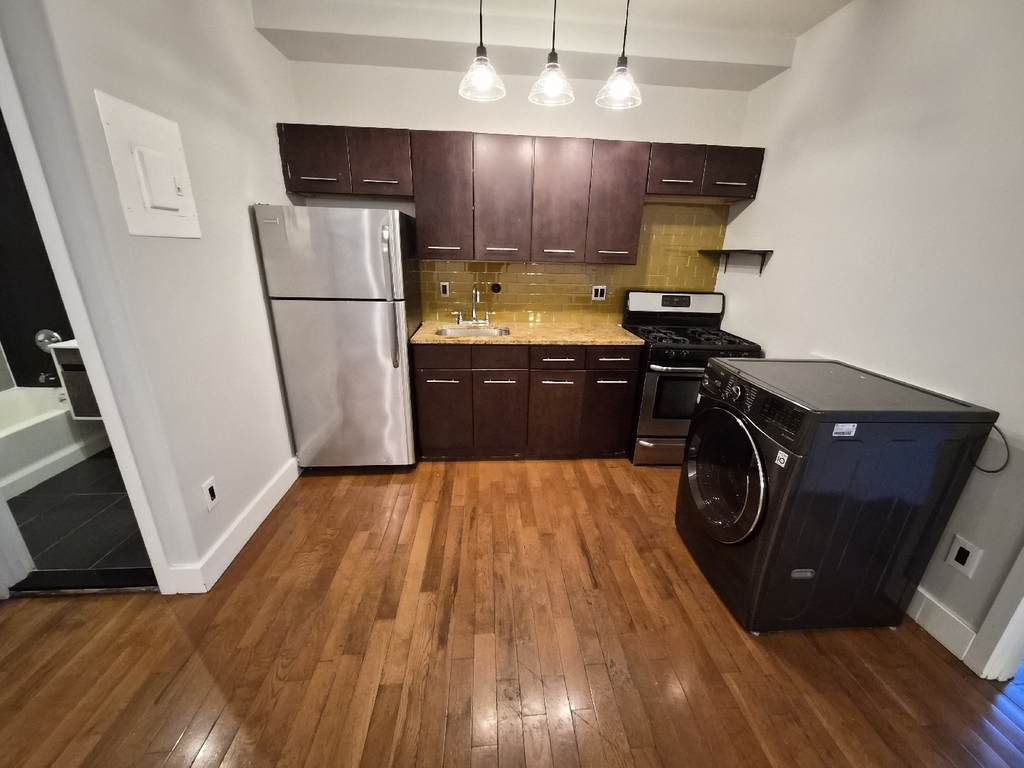 41 Havemeyer Street - Photo 3