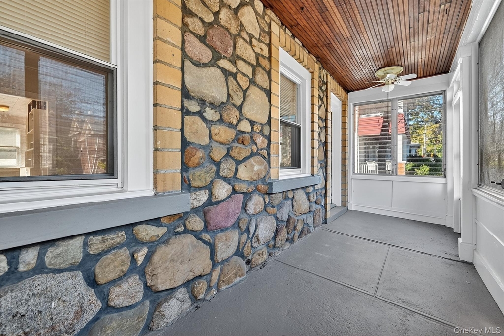 171 West Street - Photo 4