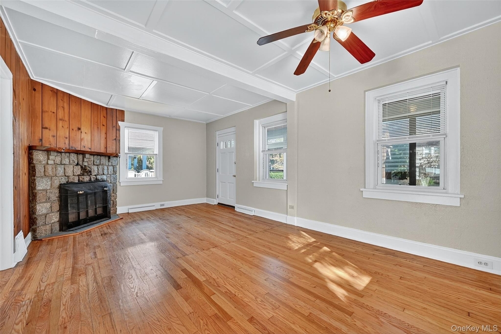 171 West Street - Photo 9