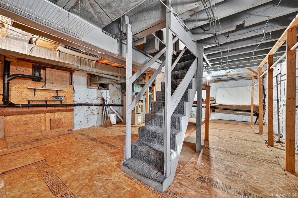 171 West Street - Photo 33