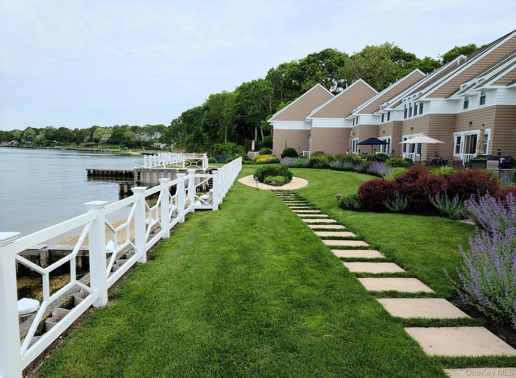 62 Canoe Place Road - Photo 5