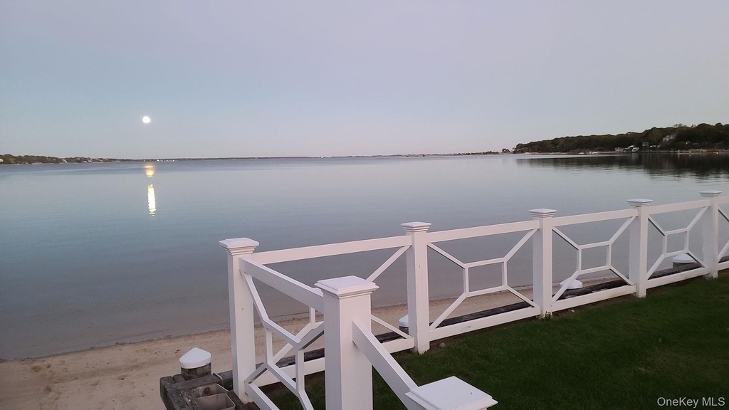 62 Canoe Place Road - Photo 26