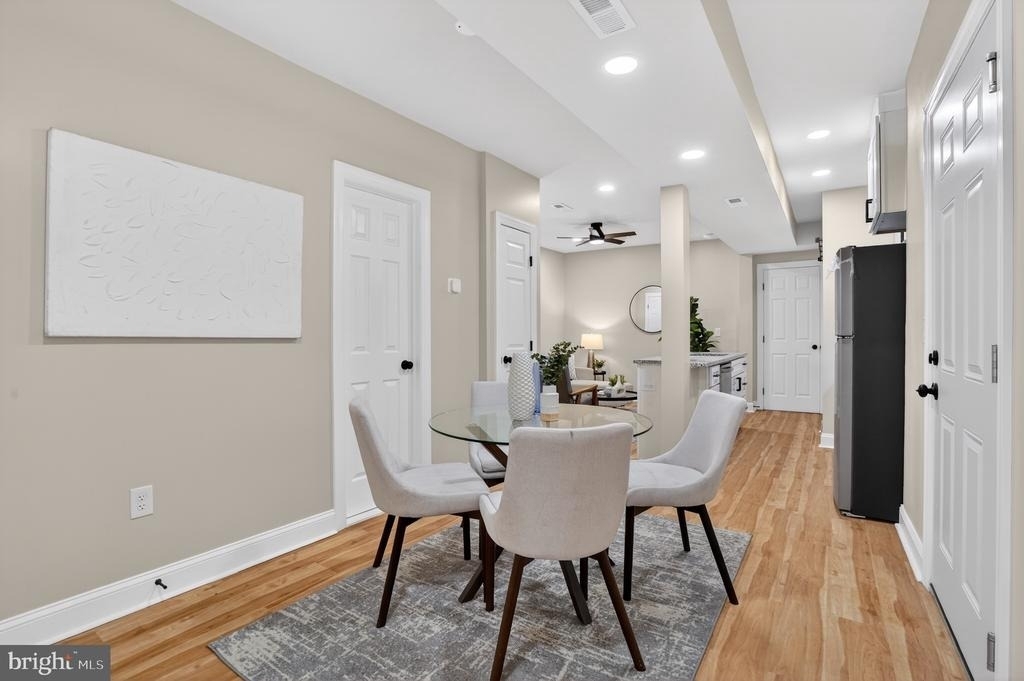 212 36th Street Ne - Photo 9