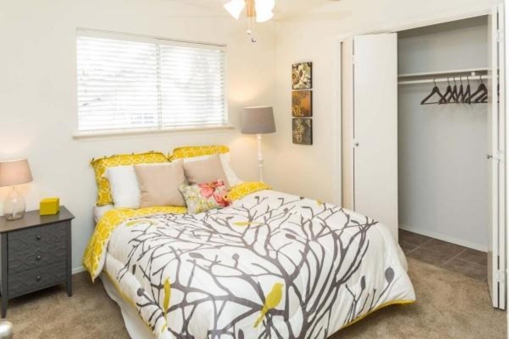 3405 Helms St - Photo 4