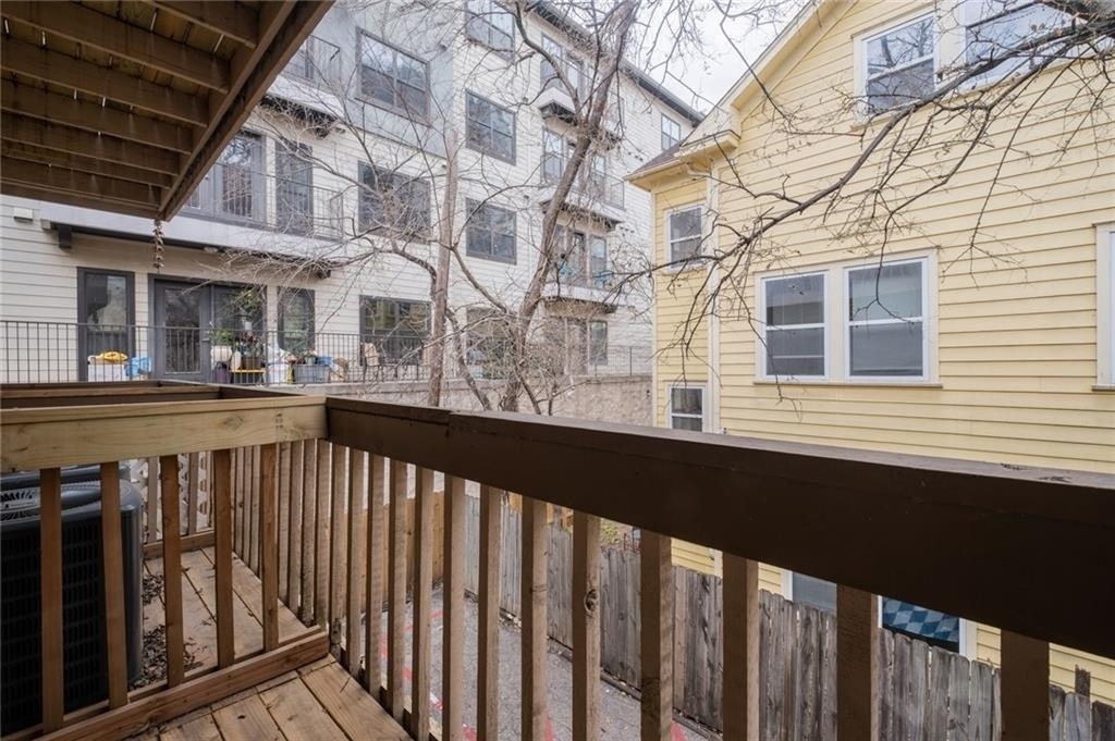 2210 Pearl St - Photo 12