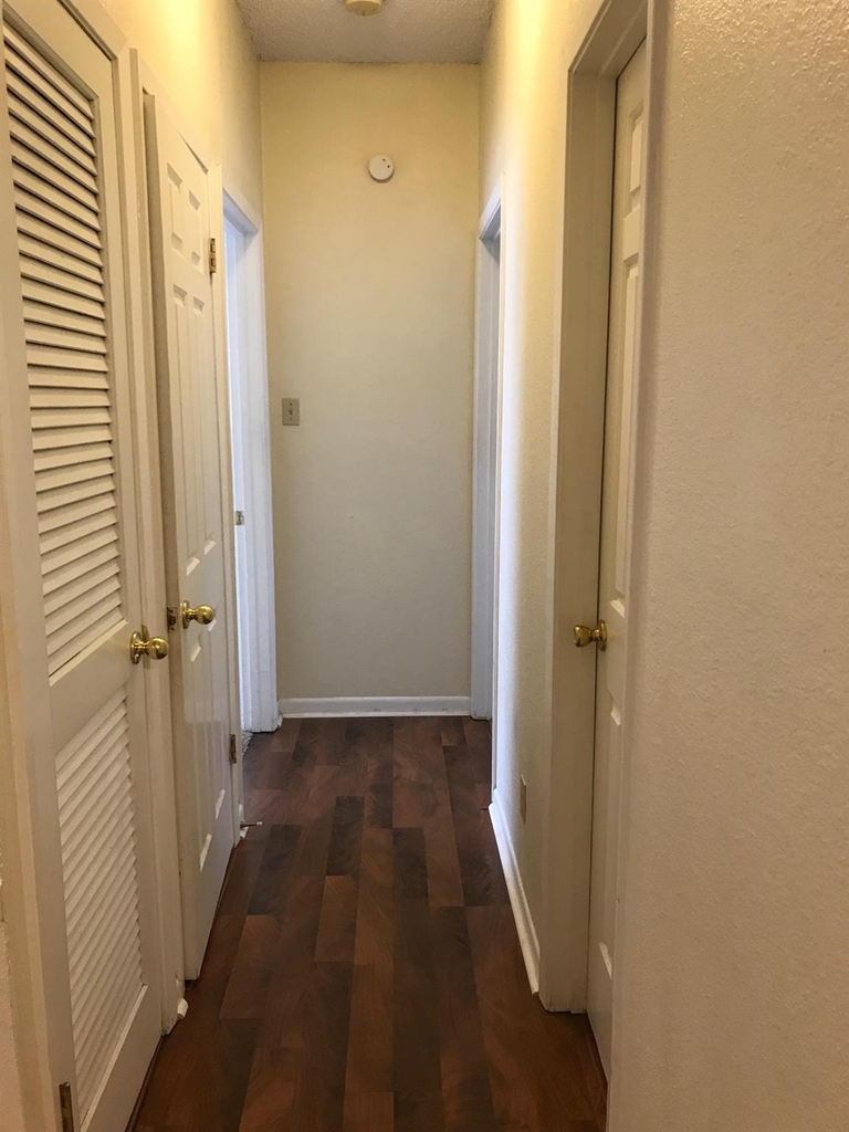 715 W 22 1/2 St - Photo 10
