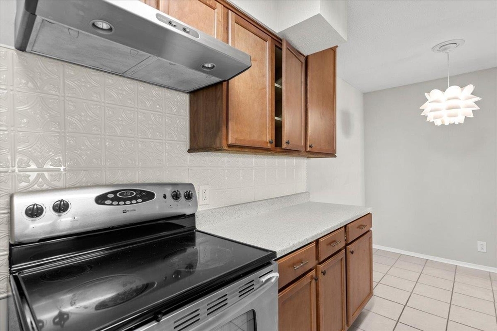 910 Duncan Ln - Photo 11