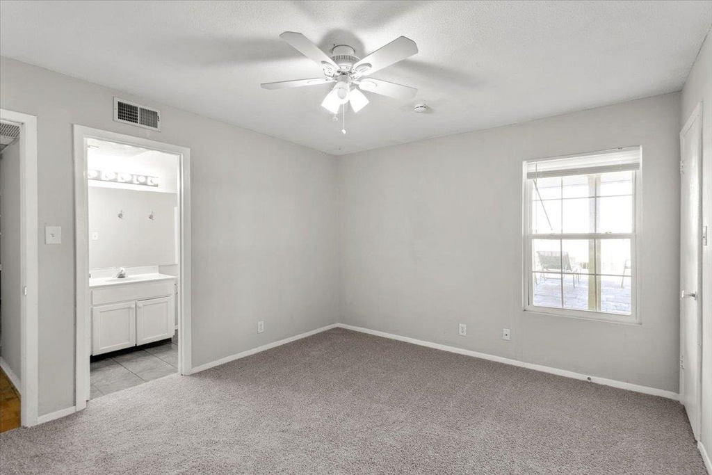 910 Duncan Ln - Photo 15