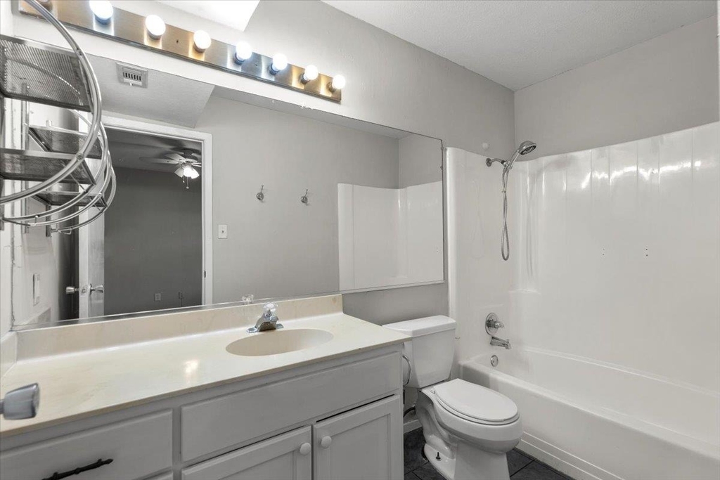 910 Duncan Ln - Photo 18