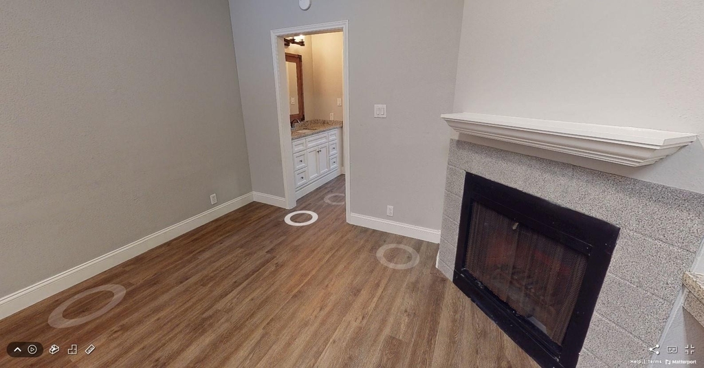 2814 Nueces St - Photo 1