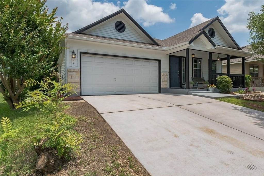 403 Rosedale Blvd - Photo 1