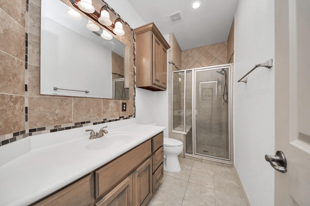 7211 Spring Meadow Lane - Photo 31