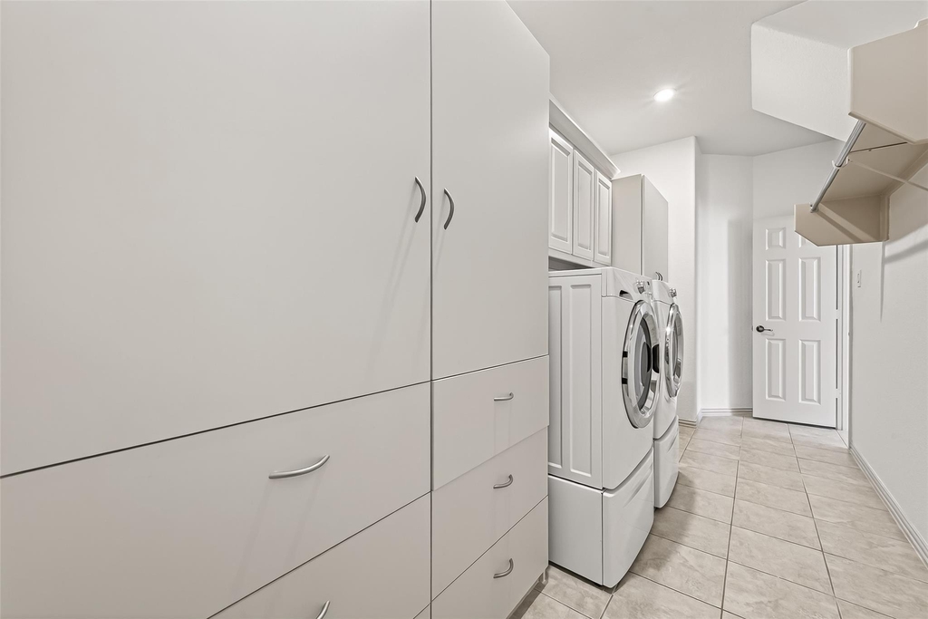 7211 Spring Meadow Lane - Photo 35