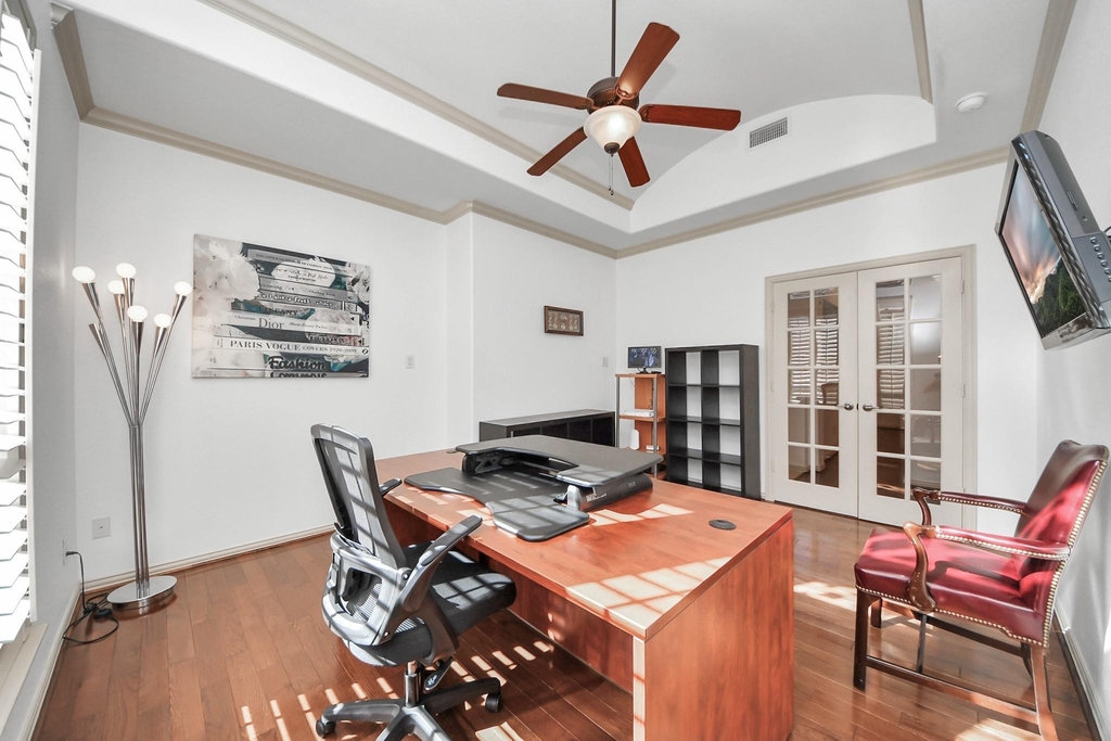 7211 Spring Meadow Lane - Photo 9