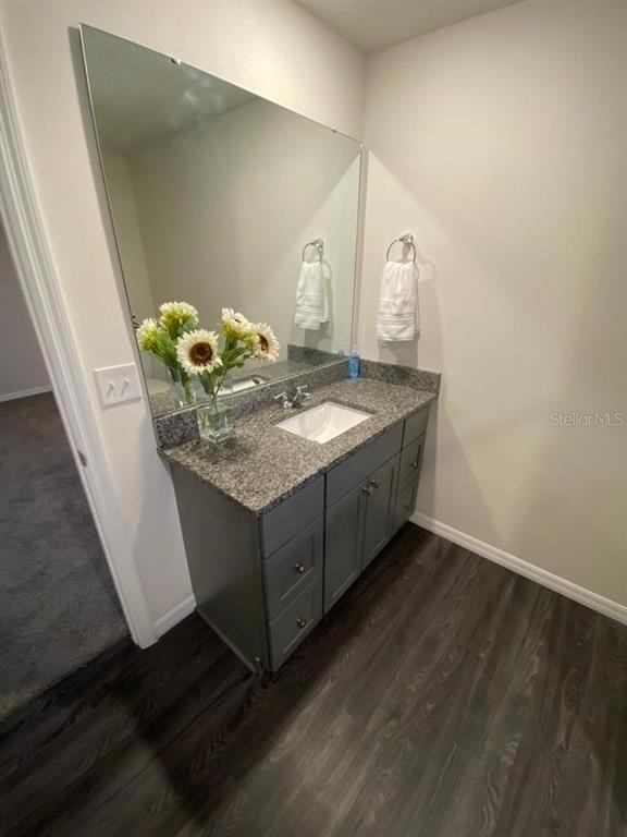 945 Luna Terrace - Photo 6