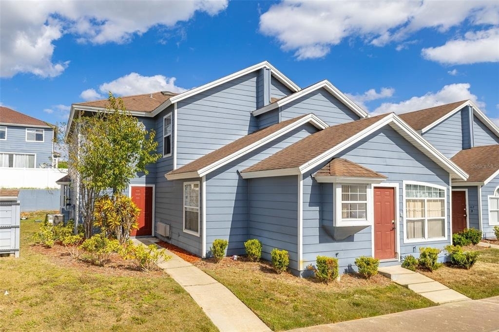 142 Mango Drive - Photo 1