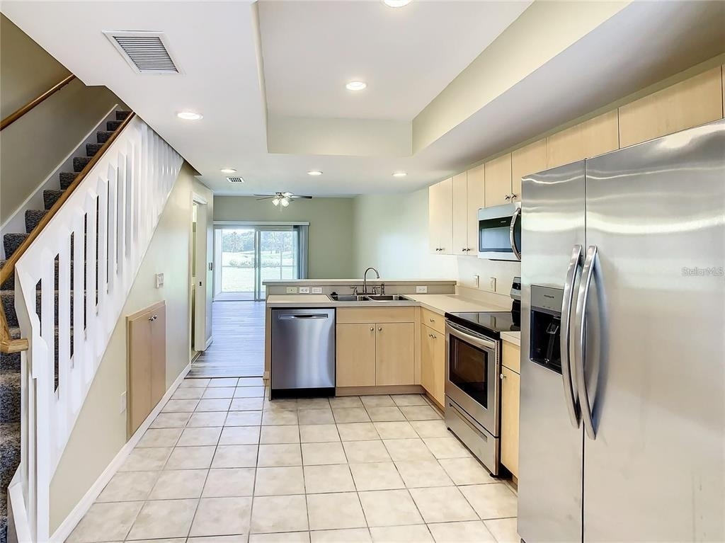 1196 Rio De Janeiro Avenue - Photo 9