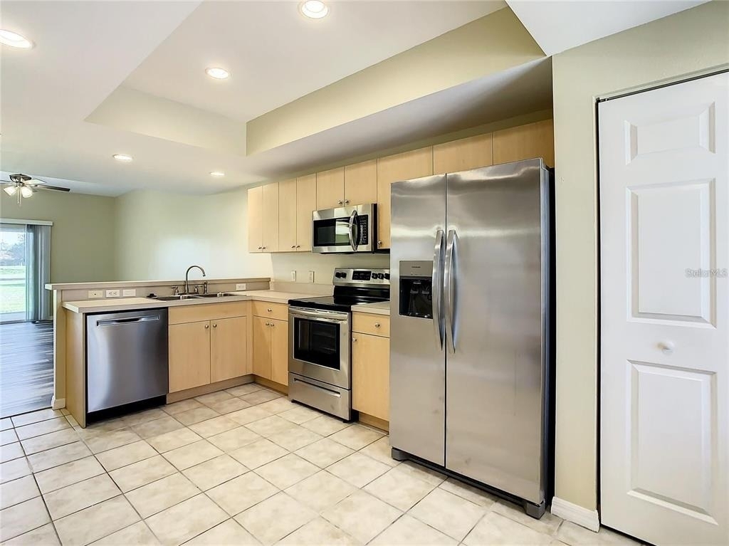 1196 Rio De Janeiro Avenue - Photo 8