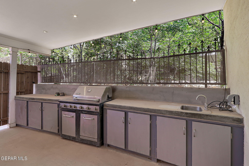 1104 Madeline Drive - Photo 44