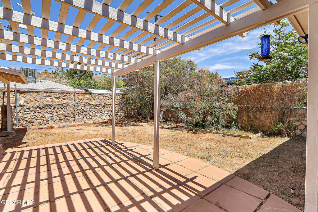 1104 Madeline Drive - Photo 33