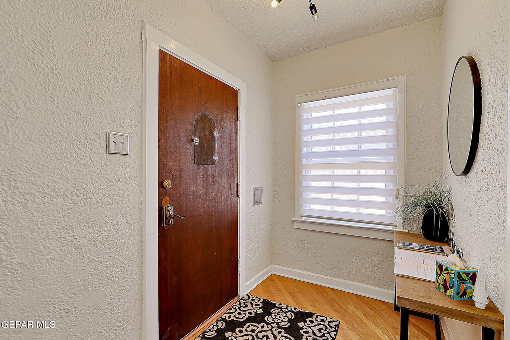 1104 Madeline Drive - Photo 5