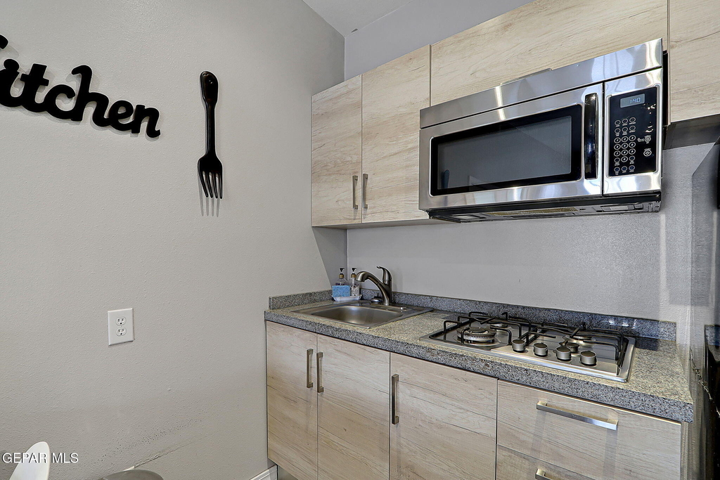 1104 Madeline Drive - Photo 43