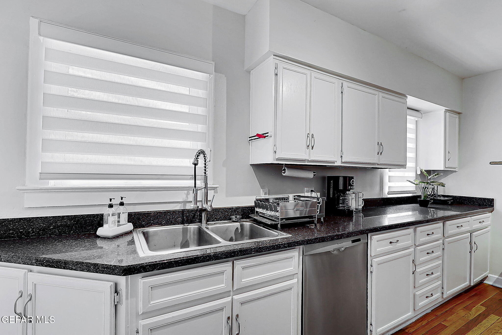 1104 Madeline Drive - Photo 18