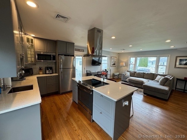 72 Ocean View Street - Photo 2